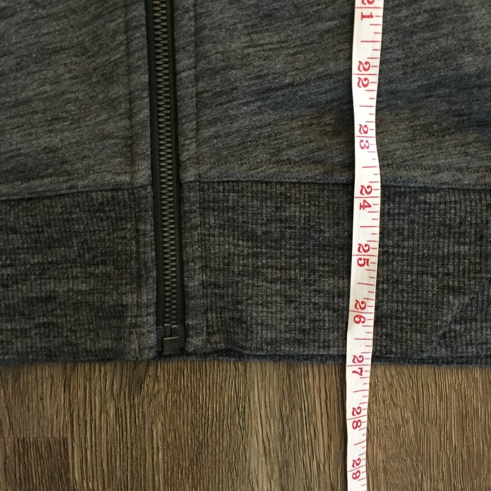 Lululemon Huddle & Hustle Jacket Heathered Grey - Picture 15 of 15